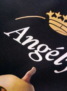 Particolare di grembiule stampato Angèlys